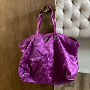 Coach purple weekend bag